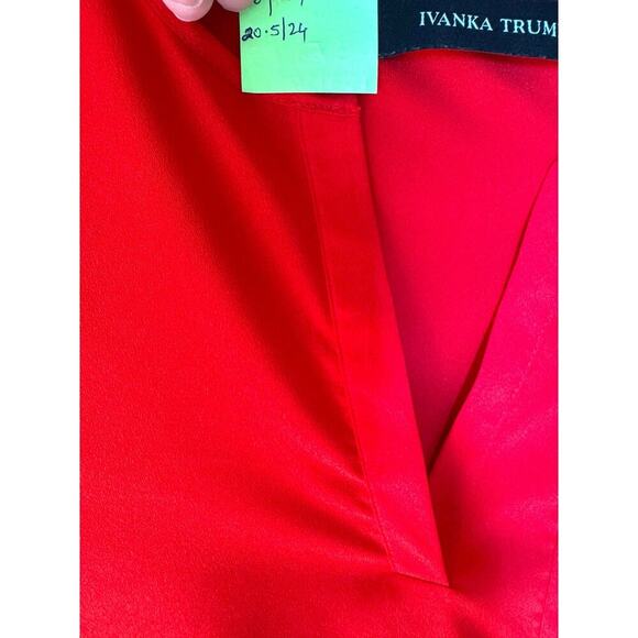 Ivanka Trump Red Cap Sleeve V-Neck Blouse Top Women’s M Split Neck Office Casual - Picture 6 of 8